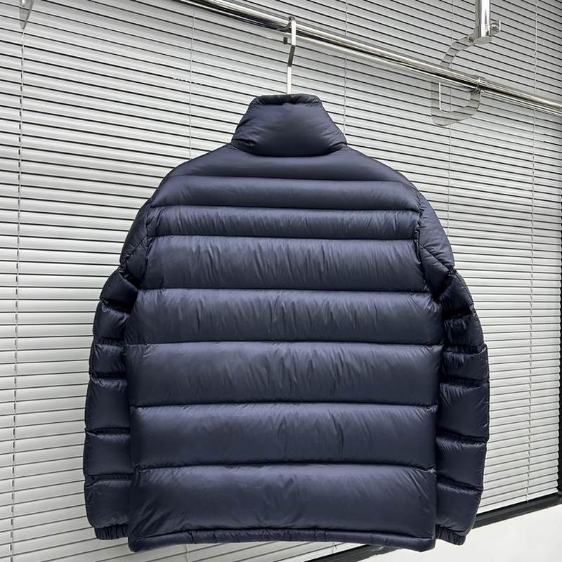 Moncler Men's Outwear 218